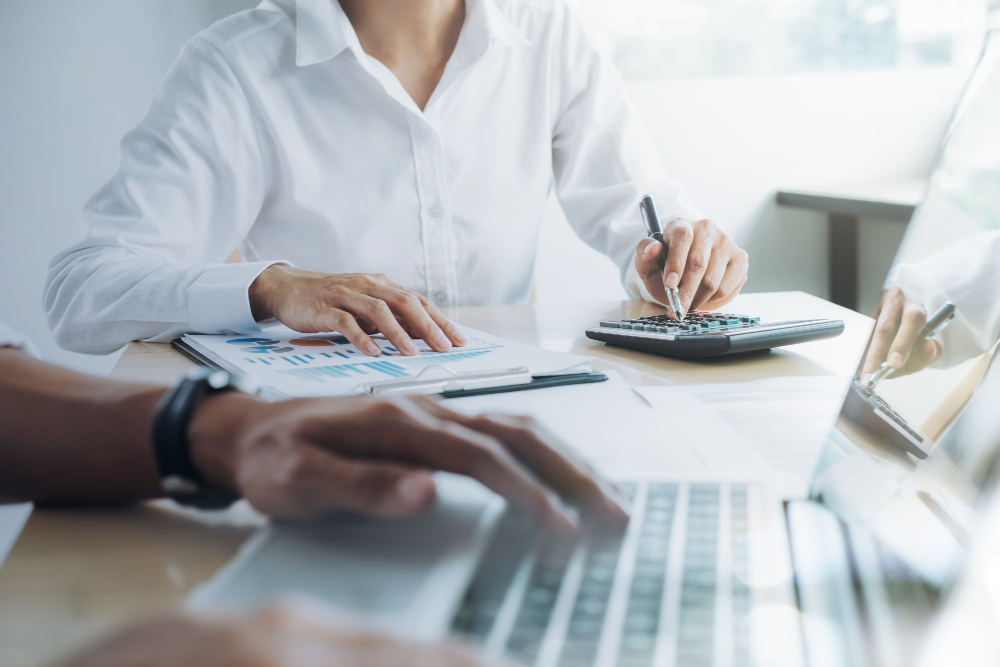 Financing consultant